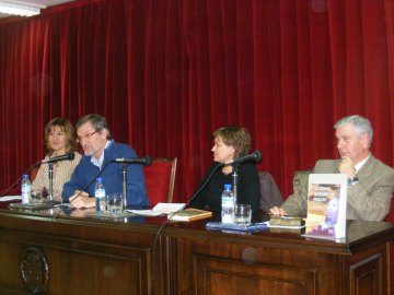 José Antonio Adell presentó "El último templario de Aragón" en la Casa de la Cultura de Monzón